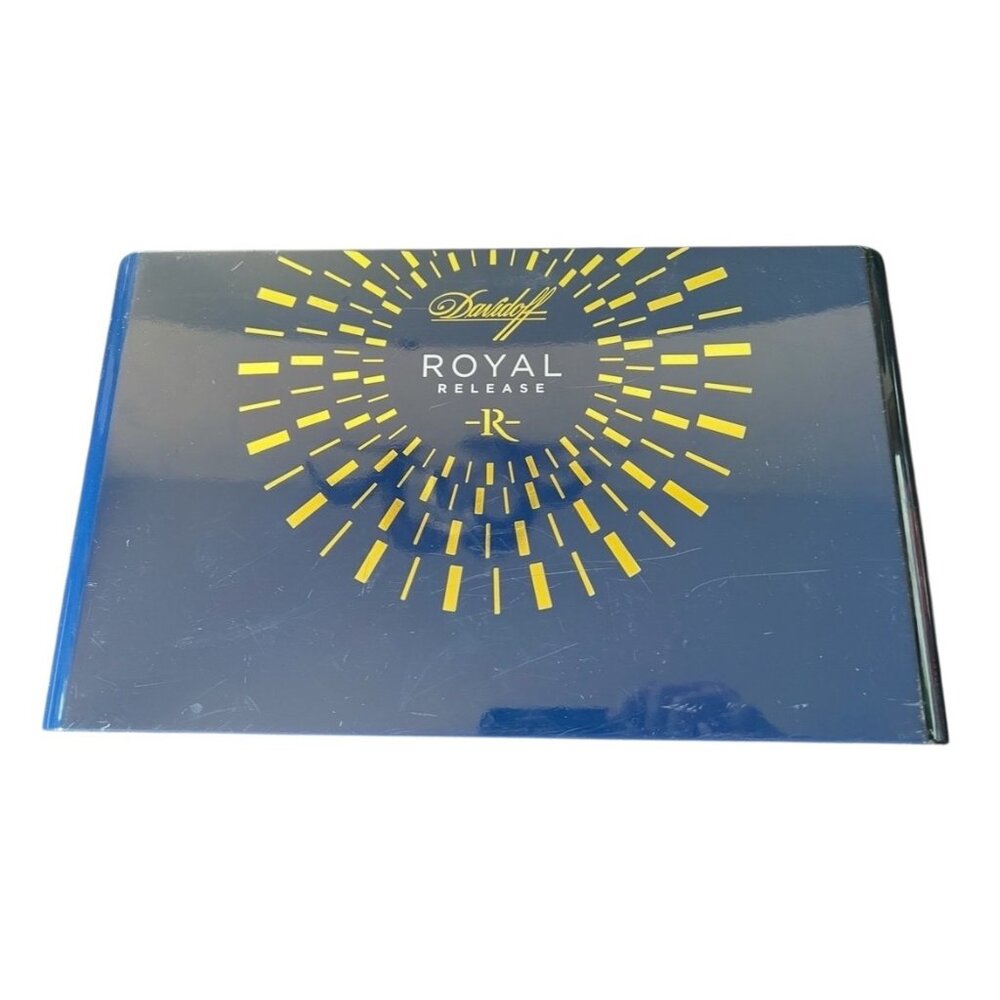 Davidoff Royal Release Cigar Box - 10 Robusto Cigars - Elegant Blue & Wood Desig